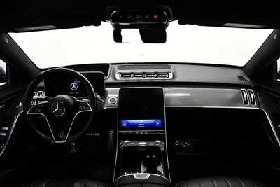 2022 Mercedes-Benz S-Class, $73995. Photo 8