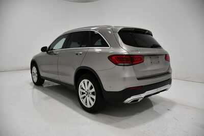 2021 Mercedes-Benz GLC-Class, $23695. Photo 3