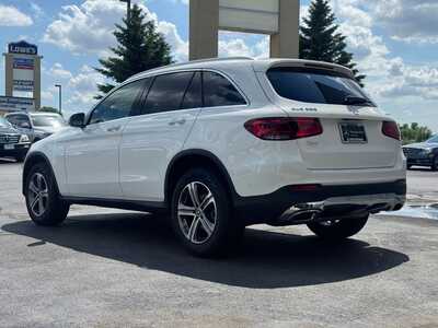 2022 Mercedes-Benz GLC-Class, $30495. Photo 3