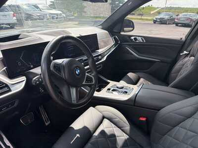 2024 BMW X7, $67000. Photo 11
