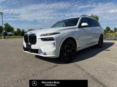 2024 BMW X7, $64575. Photo 1