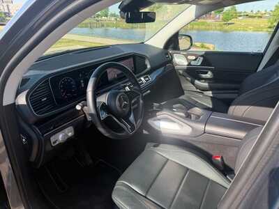 2024 Mercedes-Benz GLE-Class, $60995. Photo 7
