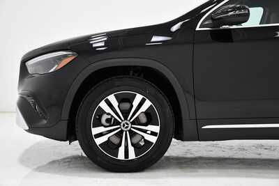 2026 Mercedes-Benz GLA-Class, $46285. Photo 6