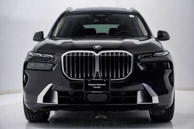 2024 BMW X7, $52495. Photo 7