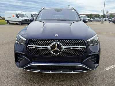 2026 Mercedes-Benz GLE, $74168. Photo 2
