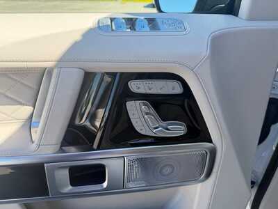 2025 Mercedes-Benz G-Class, $165000. Photo 9