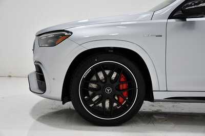 2026 Mercedes-Benz GLE-Class, $141800. Photo 5