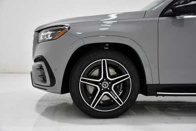 2026 Mercedes-Benz GLS-Class, $102765. Photo 5
