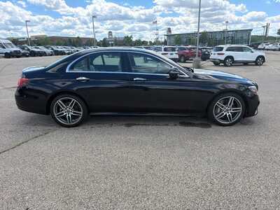 2018 Mercedes-Benz E-Class, $21100. Photo 4