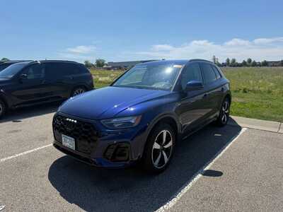 2022 Audi Q5, $29600. Photo 7