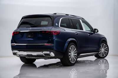 2026 Mercedes-Benz GLS-Class, $164600. Photo 12