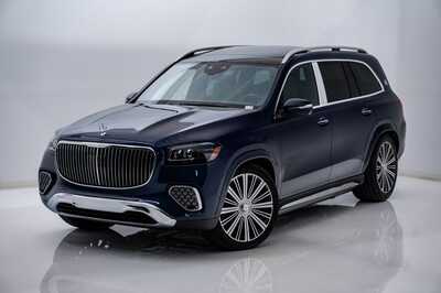 2026 Mercedes-Benz GLS-Class, $164600. Photo 3
