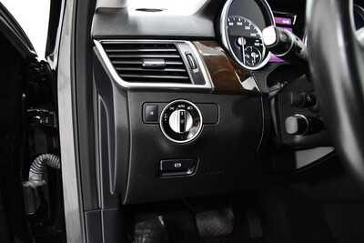 2015 Mercedes-Benz M-Class, $16100. Photo 11