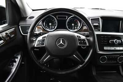 2015 Mercedes-Benz M-Class, $16100. Photo 9