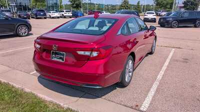 2022 Honda Accord, $20600. Photo 7