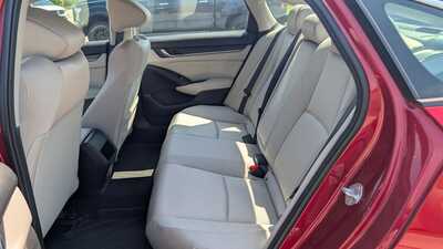 2022 Honda Accord, $20600. Photo 9