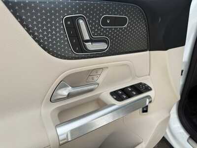 2026 Mercedes-Benz GLB-Class, $43100. Photo 12