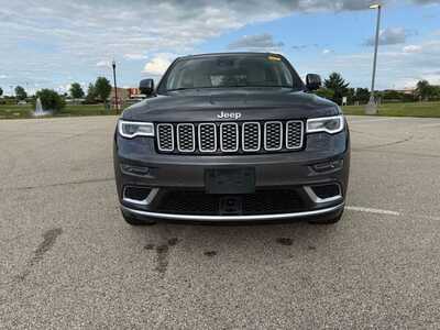 2020 Jeep Grand Cherokee, $27600. Photo 2