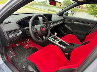 2025 Honda Civic, $49600. Photo 12
