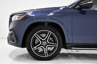 2026 Mercedes-Benz GLS-Class, $103045. Photo 5