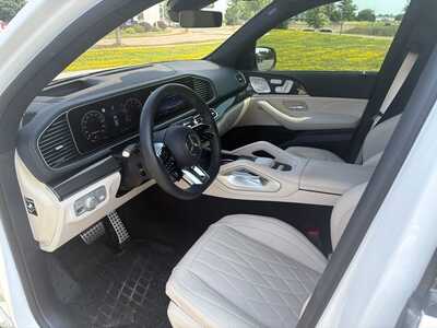 2026 Mercedes-Benz GLE-Class, $121595. Photo 8