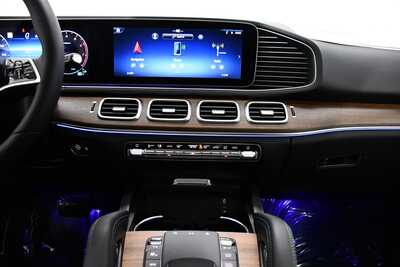 2026 Mercedes-Benz GLE-Class, $80830. Photo 11
