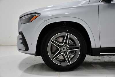 2026 Mercedes-Benz GLE-Class, $82175. Photo 5