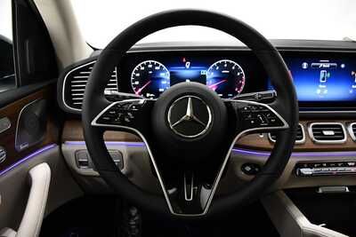 2026 Mercedes-Benz GLE-Class, $79980. Photo 8