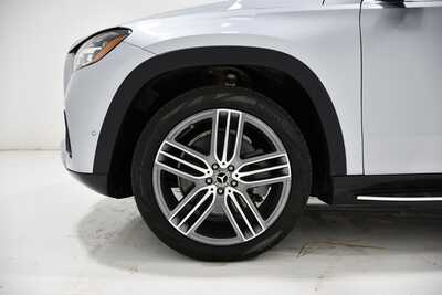 2024 Mercedes-Benz GLS-Class, $60096. Photo 7