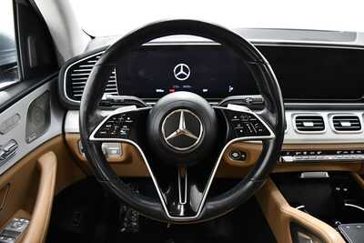 2024 Mercedes-Benz GLS-Class, $60096. Photo 9