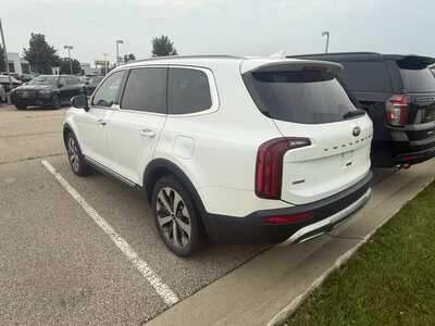 2020 Kia Telluride, $19600. Photo 3
