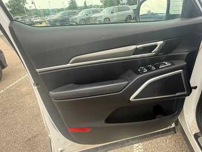 2020 Kia Telluride, $19600. Photo 7