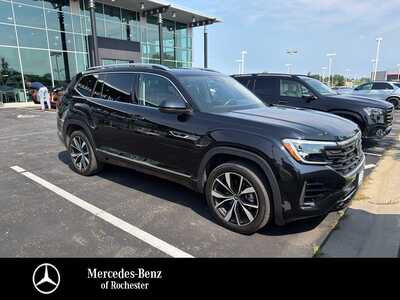 2024 Volkswagen Atlas, $38595. Photo 1