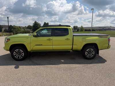 2023 Toyota Tacoma, $39600. Photo 3