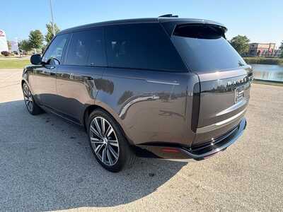 2023 Land Rover Range Rover, $106600. Photo 4