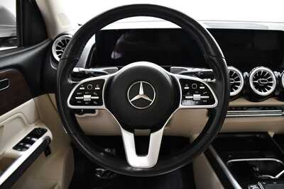 2022 Mercedes-Benz GLB-Class, $22795. Photo 9