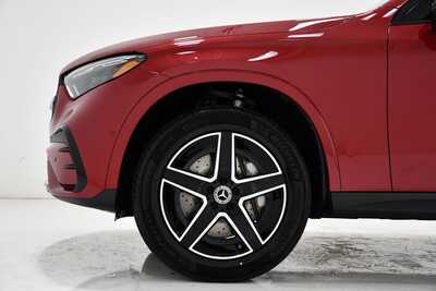 2027 Mercedes-Benz GLC-Class, $75690. Photo 5