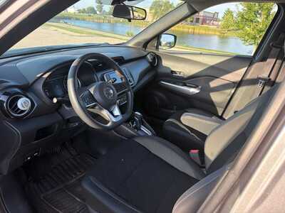 2020 Nissan Kicks, $11595. Photo 11