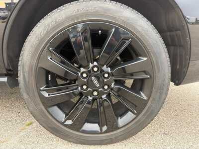 2022 Lincoln Navigator, $48495. Photo 11