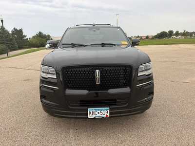 2022 Lincoln Navigator, $48495. Photo 2