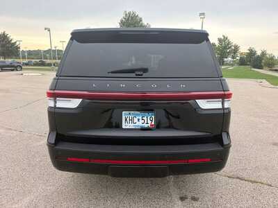 2022 Lincoln Navigator, $48495. Photo 7