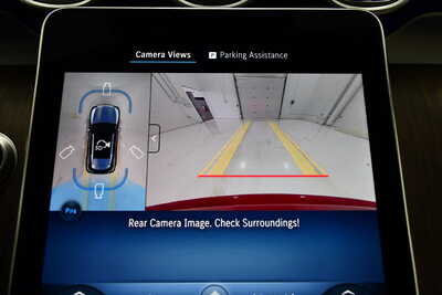 2027 Mercedes-Benz GLC-Class, $63040. Photo 12