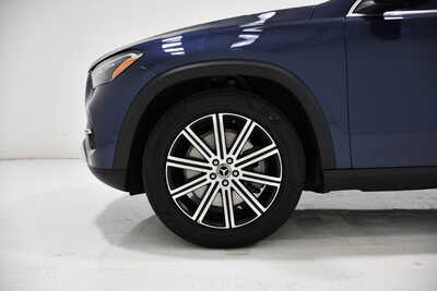 2025 Mercedes-Benz GLE-Class, $64095. Photo 7