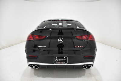 2027 Mercedes-Benz GLE-Class, $101785. Photo 4
