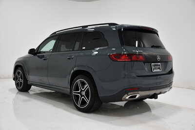 2027 Mercedes-Benz GLS-Class, $100300. Photo 3
