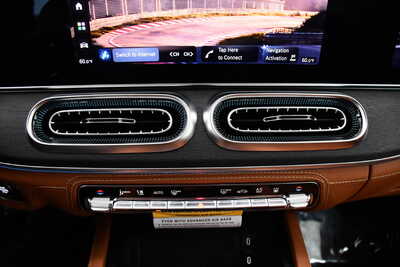 2027 Mercedes-Benz GLE-Class, $111950. Photo 12