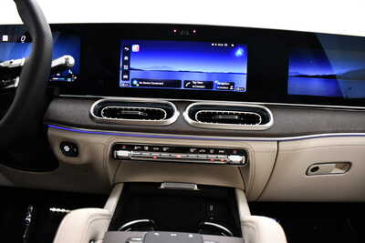 2027 Mercedes-Benz GLS-Class, $106175. Photo 11