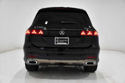 2027 Mercedes-Benz GLS-Class, $106175. Photo 4