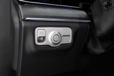 2027 Mercedes-Benz GLE-Class, $79100. Photo 9