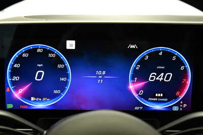 2027 Mercedes-Benz GLE-Class, $75840. Photo 9